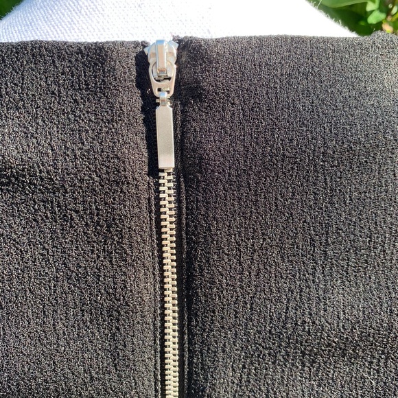 H&M Little Black Dress Size 2 Zipper Back - Picture 7 of 9